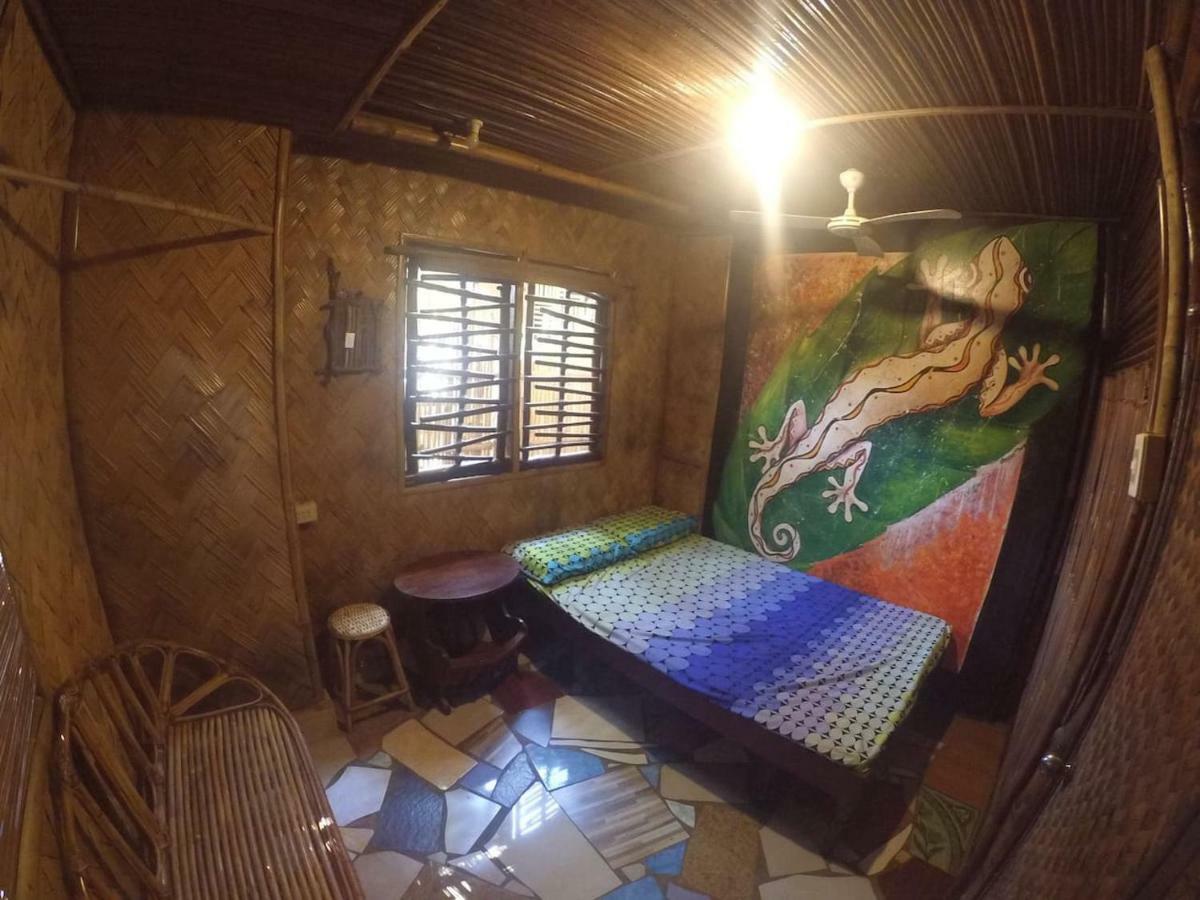 Bamboo Nest Hotel Puerto Princesa Екстериор снимка