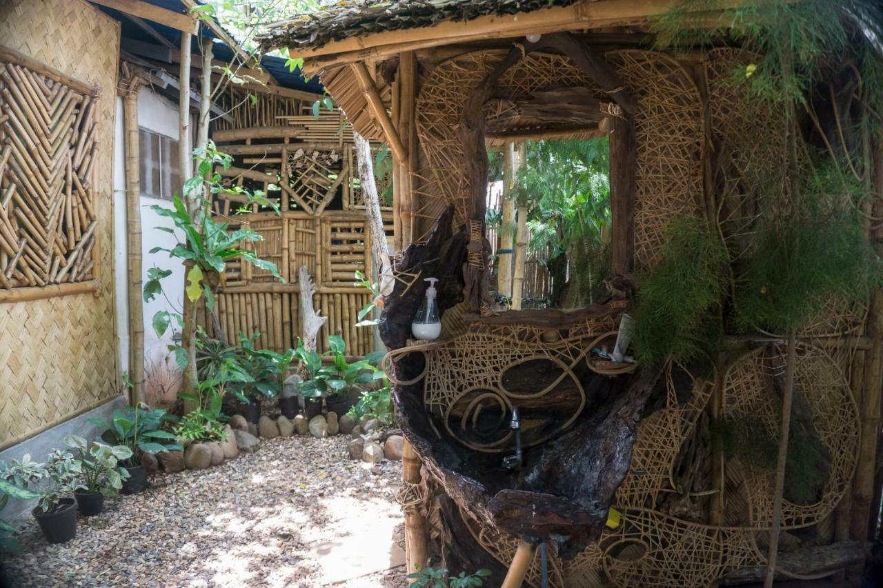 Bamboo Nest Hotel Puerto Princesa Екстериор снимка