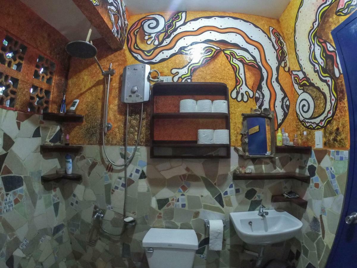 Bamboo Nest Hotel Puerto Princesa Екстериор снимка